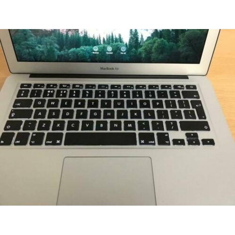 Apple Macbook Air