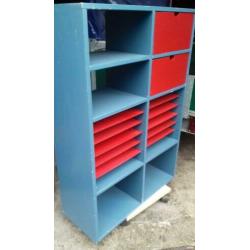 Retro roomdivider vakkenkast