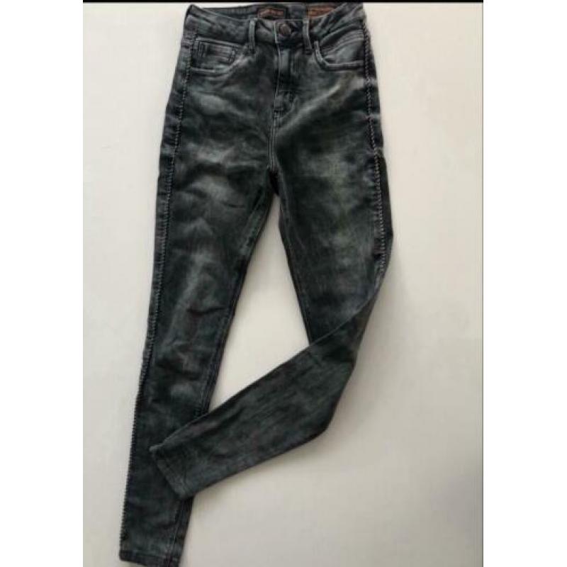 Jeans Seven Sisters maat 23 valt als 176