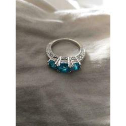 Mooie 925zilveren ring met blauw opaas maat 16.5