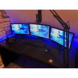 1 asus monitor 21 inch en 2 LG monitoren 19,5 inch