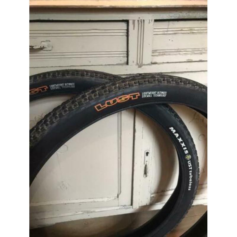 Maxxis setje crossmark buitenbanden
