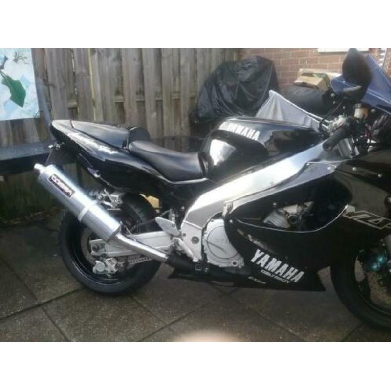 Yzf 1000 thunderace event. Inruil