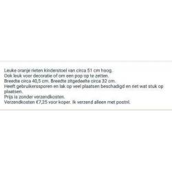 Vintage oranje rieten kinderstoel, soort pauwenstoel model.