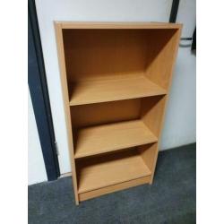 Uitverkoop!! Ikea Billy kast voor €10,-!