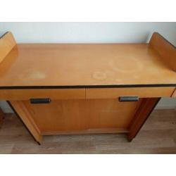 Retro commode