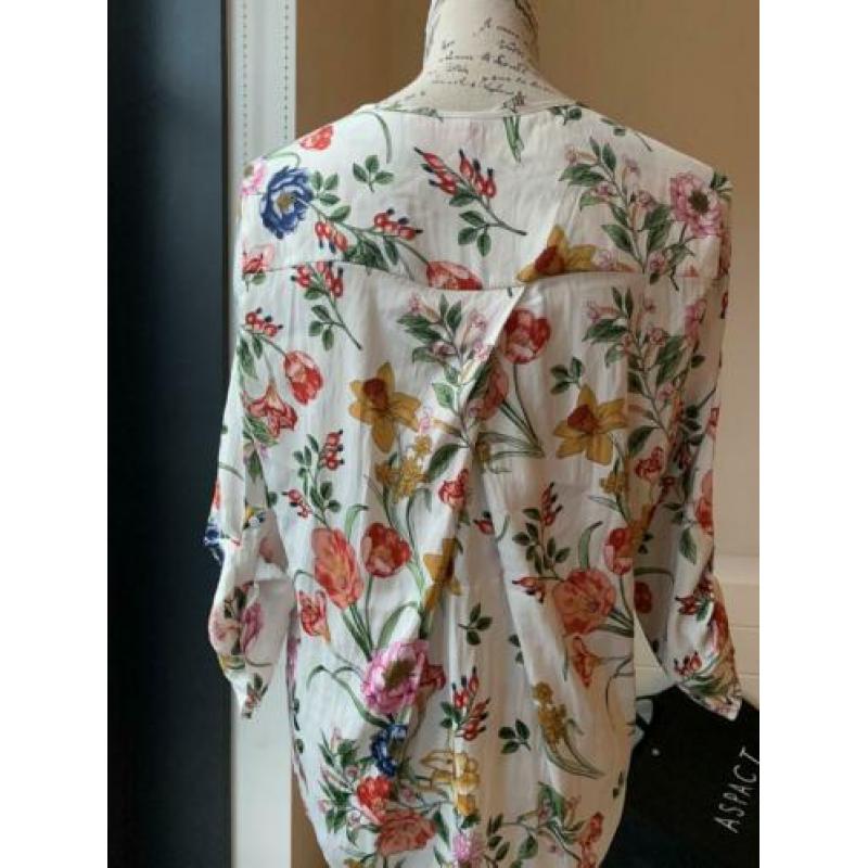 Gebloemde top maat XL