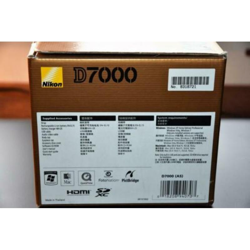 Nikon D7000 met slechts 2400 clicks + tas