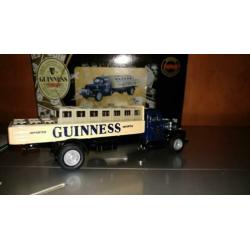 CORGI 52903 Guinness - Diamond T620 Dropside With Crates