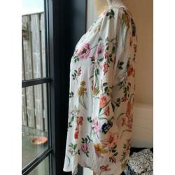 Gebloemde top maat XL