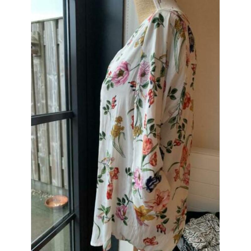 Gebloemde top maat XL