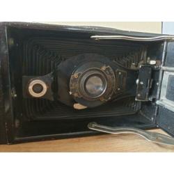 3 VINTAGE camera's