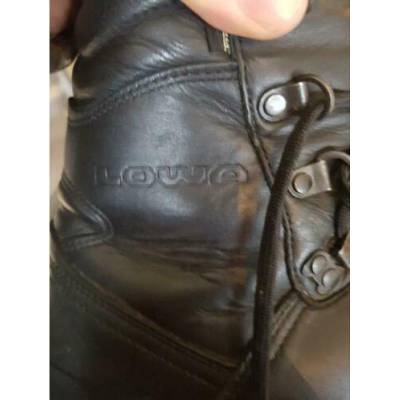 Lowa wandelenschoenen maat 43,5