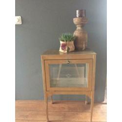 Theekastje brocante goud