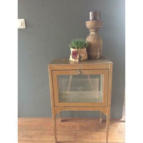 Theekastje brocante goud