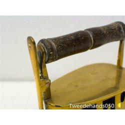 Brocante koperen strijkijzer 87784