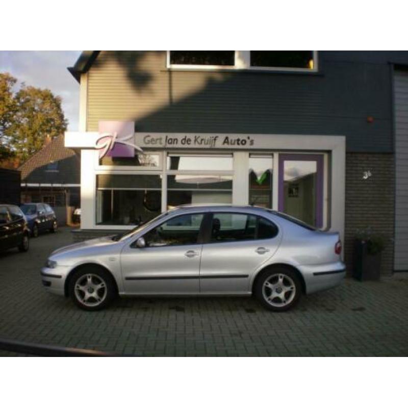 SEAT Toledo 1.6-16V Sport