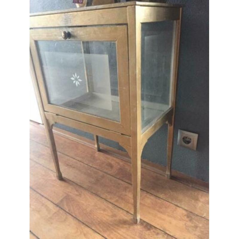 Theekastje brocante goud