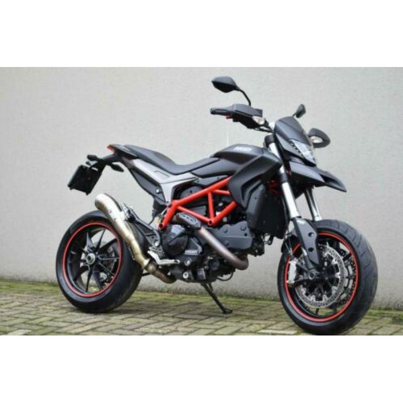 Ducati 821 Hypermotard 2013 ABS 1100 796 939 €115,- pm