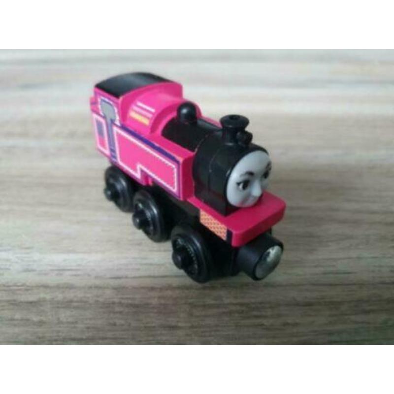 thomas de trein hout ashima