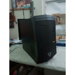 School/Werk desktop, of lichte gaming. SSD Pentium 8gb ram