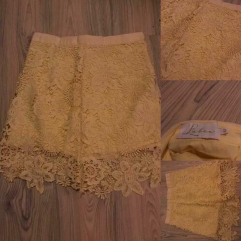 LABEE A PORTER rokje 38