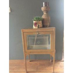 Theekastje brocante goud