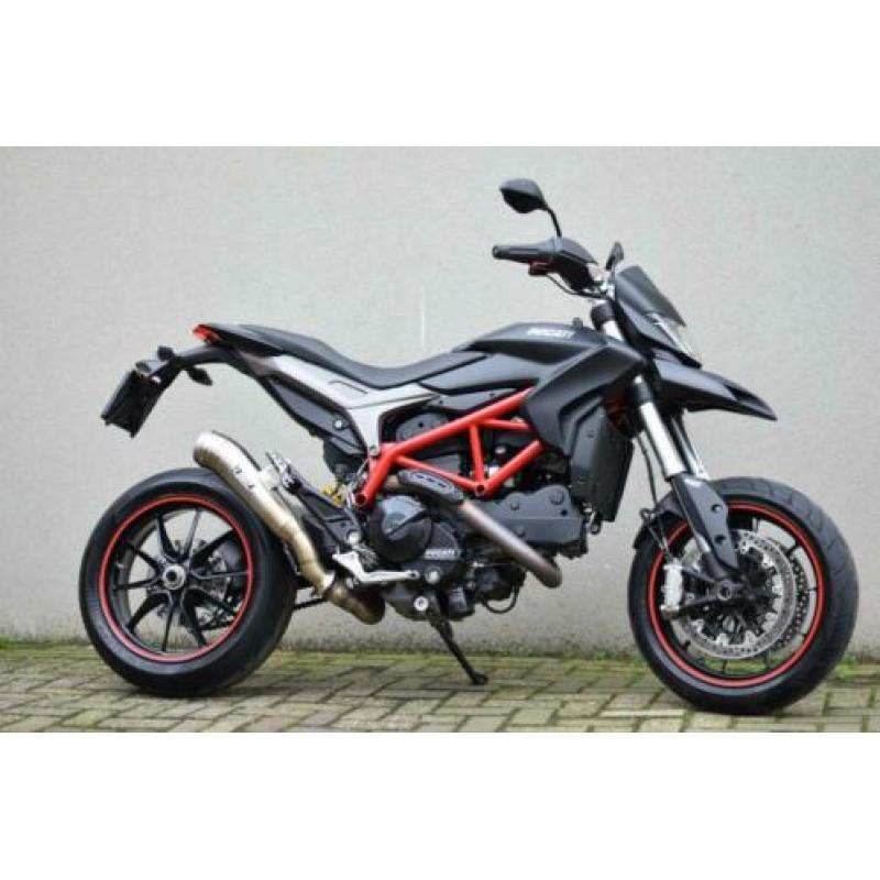 Ducati 821 Hypermotard 2013 ABS 1100 796 939 €115,- pm