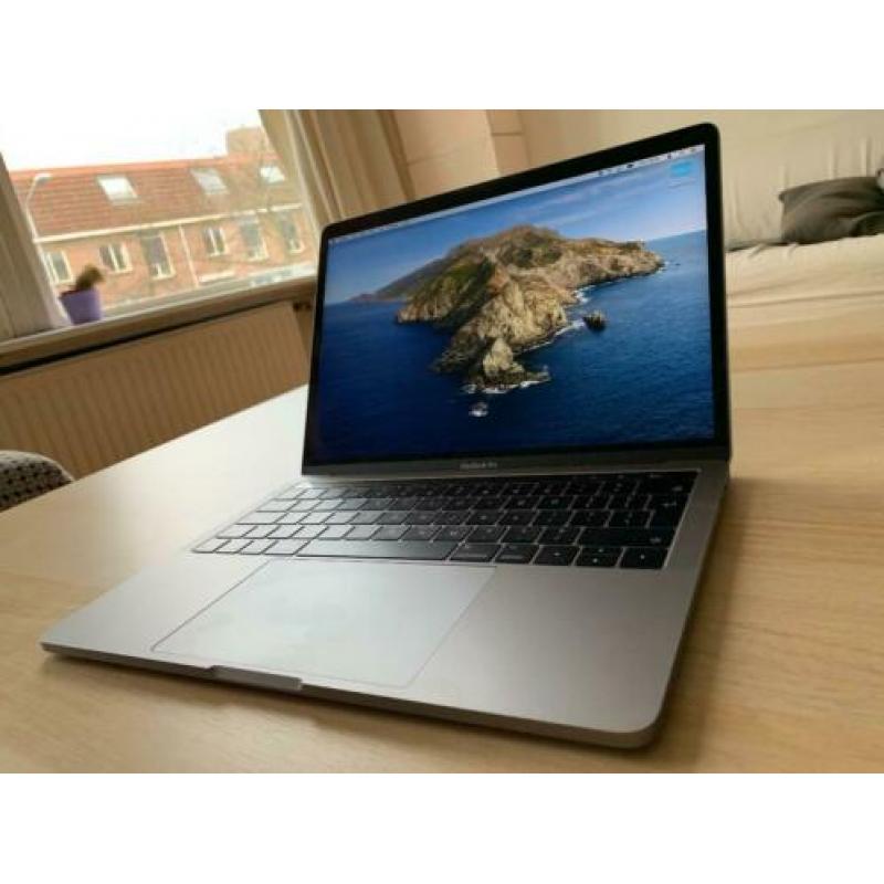 Macbook Pro 13" (2016)