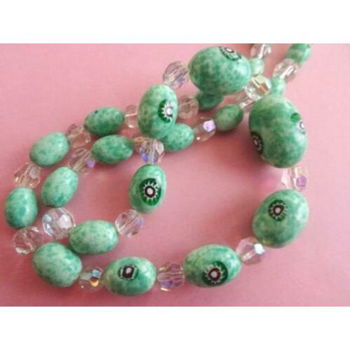 jwg Vintage Mille Fiori Aurora Borealis kralen ketting groen