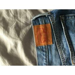 Levi’s short