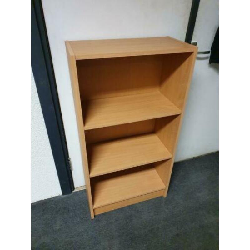 Uitverkoop!! Ikea Billy kast voor €10,-!