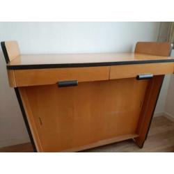 Retro commode