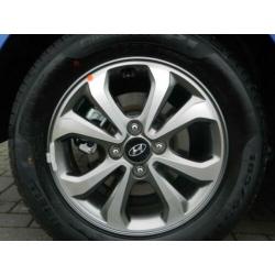 Hyundai i20 1.0 T-GDI Premium VAN €21.995,- VOOR € 20.745,-