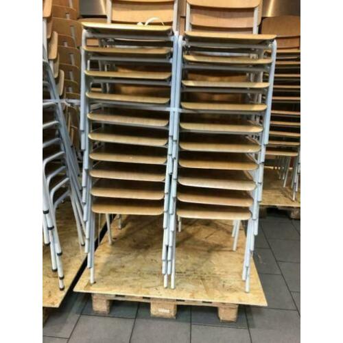 Grote partij stapelstoelen kantinestoel stapelstoel hout