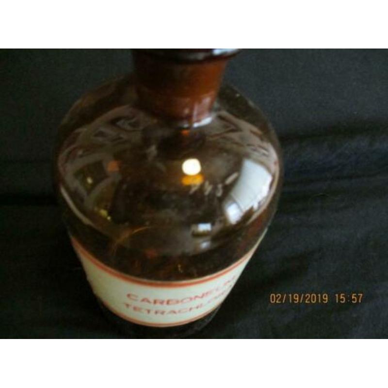 B-292, Oude apothekersfles carboneum tetrachlorat