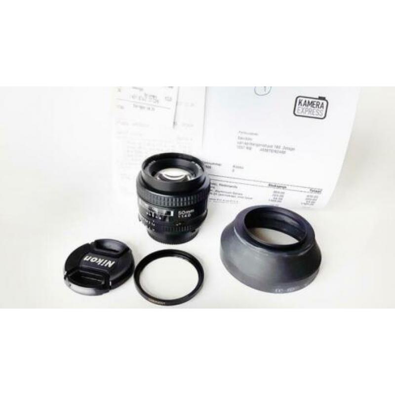 nikon AF-50 mm 1.4D.+ UV filter+zonnekap. Nooit gebruikt.