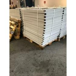 Grote partij stapelstoelen kantinestoel stapelstoel hout