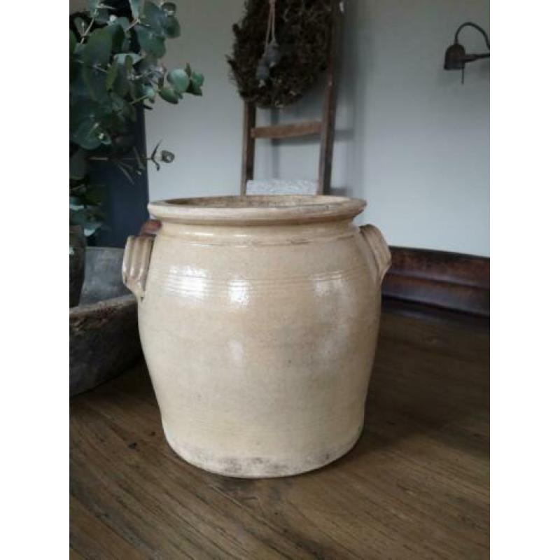 Oude franse grespot brocante