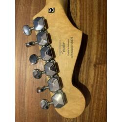 Squier by Fender mini Guitaar