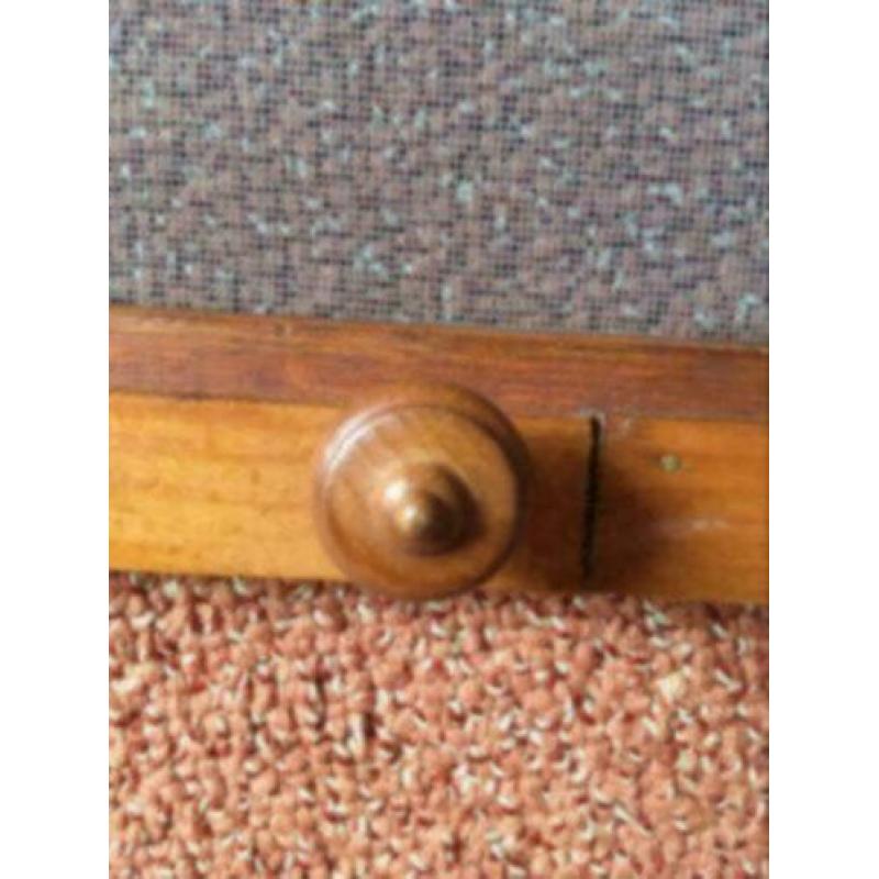 2 Houten horren voor op klapramen
