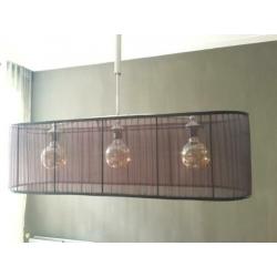 Mooie hanglamp voor boven de grond eettafel