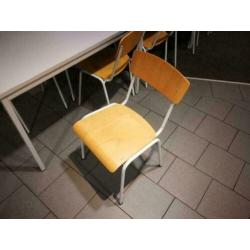 Grote partij stapelstoelen kantinestoel stapelstoel hout