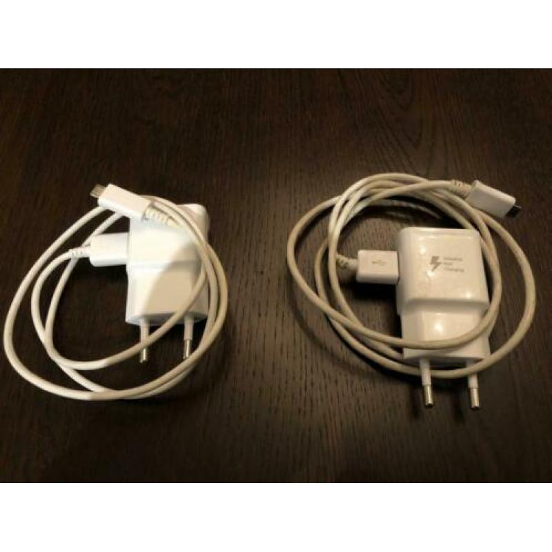 2x Samsung lader.