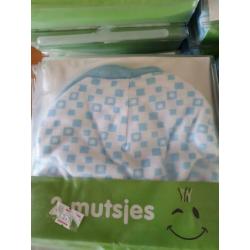 Pakket nieuwe blauwe baby mutsen