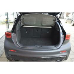 Infiniti Q30 1.6t Premium AntiChic Edition / NAVIGATIE / CRU