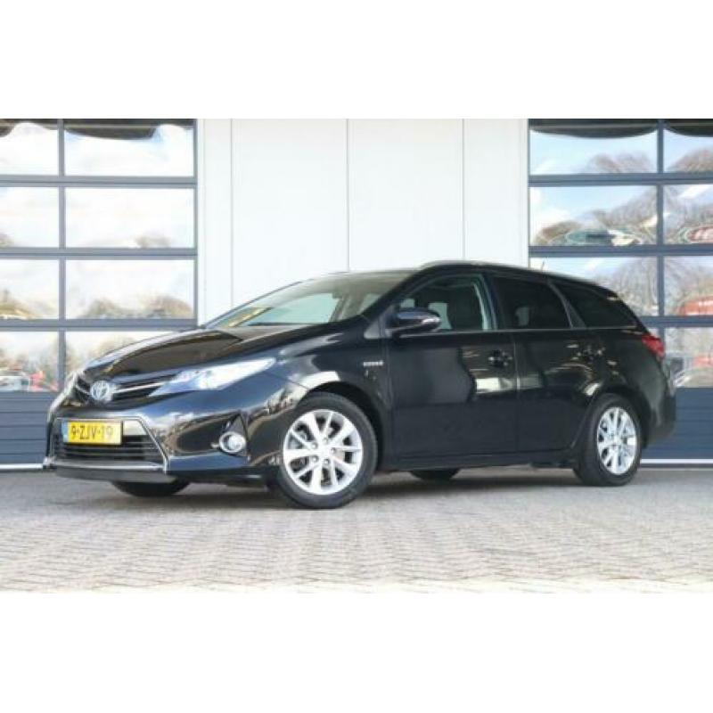 Toyota Auris Touring Sports 1.8 Hybrid Lease panoramadak cam