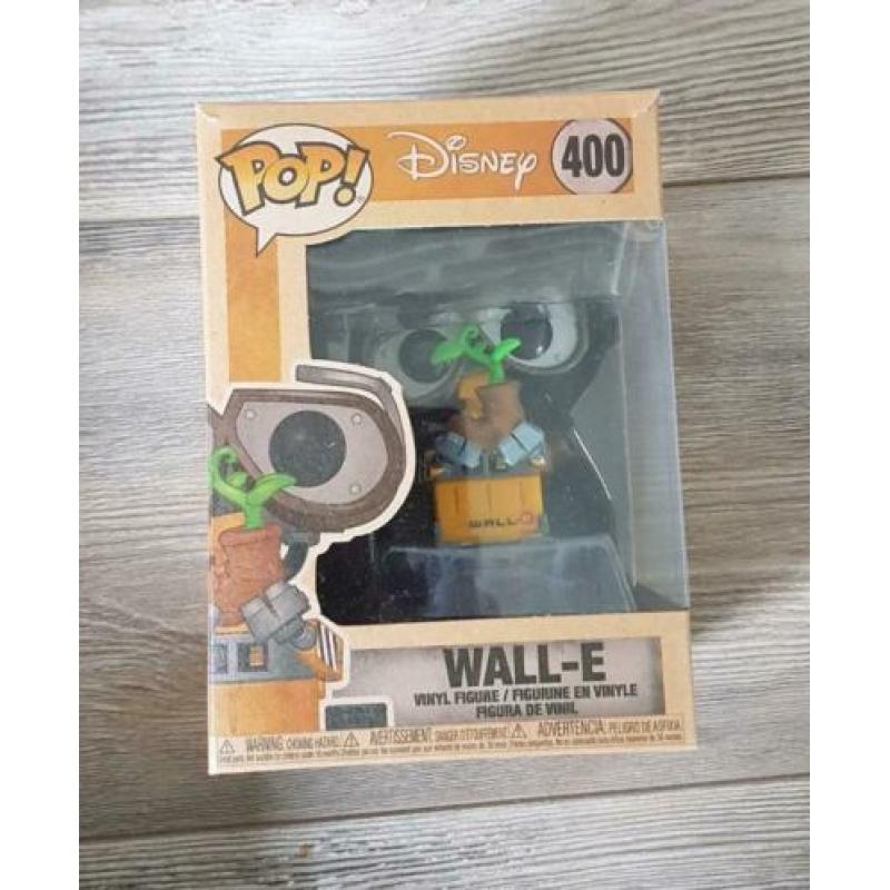 WALL-E funko pop, earth day exclusive