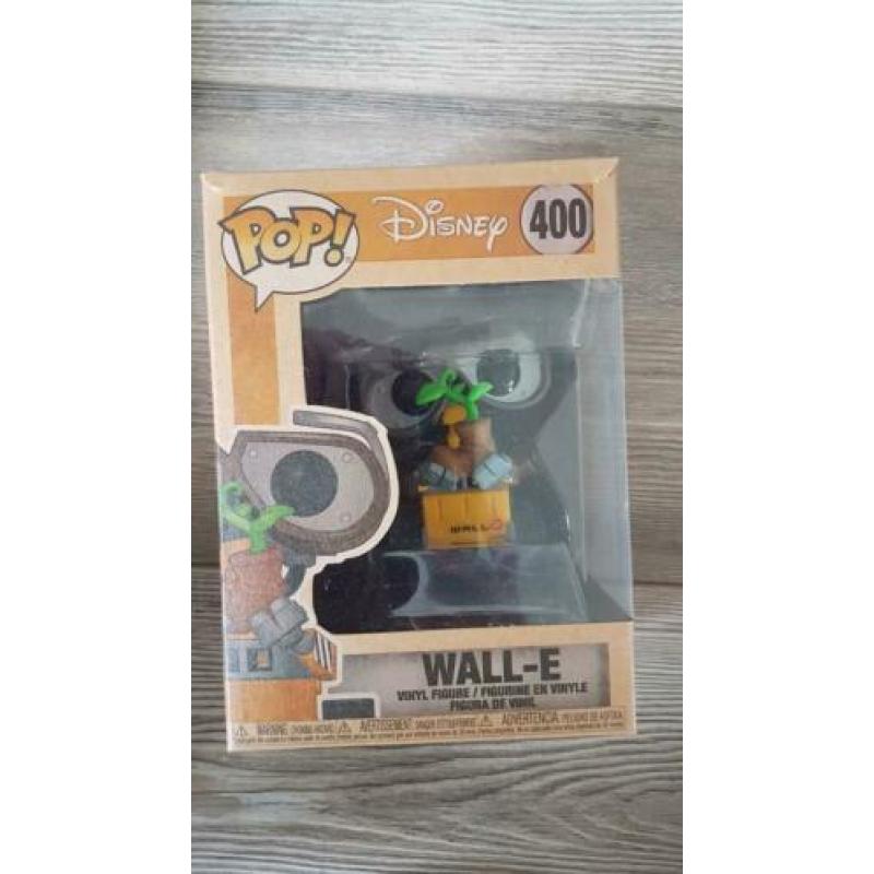 WALL-E funko pop, earth day exclusive