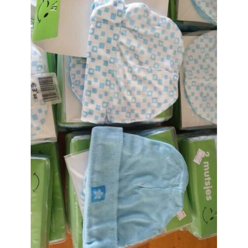 Pakket nieuwe blauwe baby mutsen